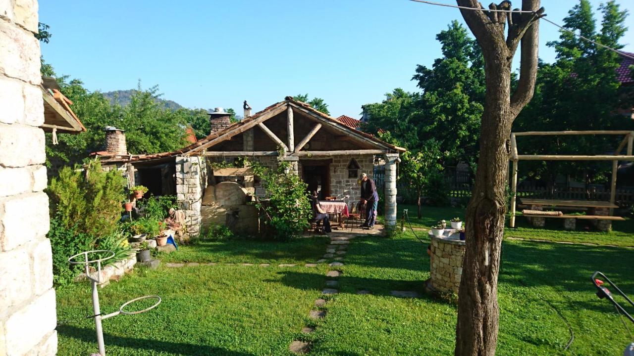 Bed and Breakfast Bujtina Shkodrani Voskopojë Zewnętrze zdjęcie