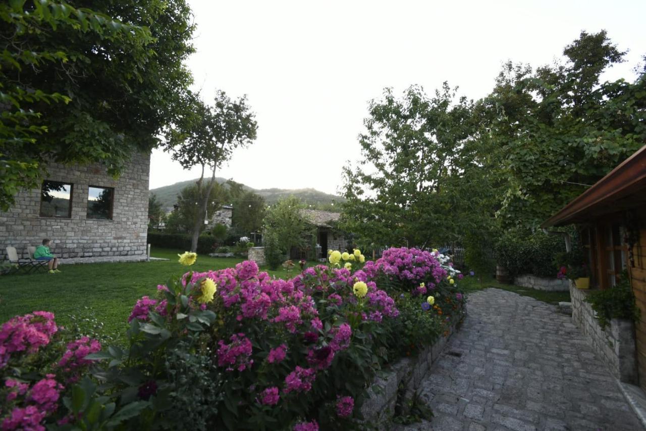 Bed and Breakfast Bujtina Shkodrani Voskopojë Zewnętrze zdjęcie