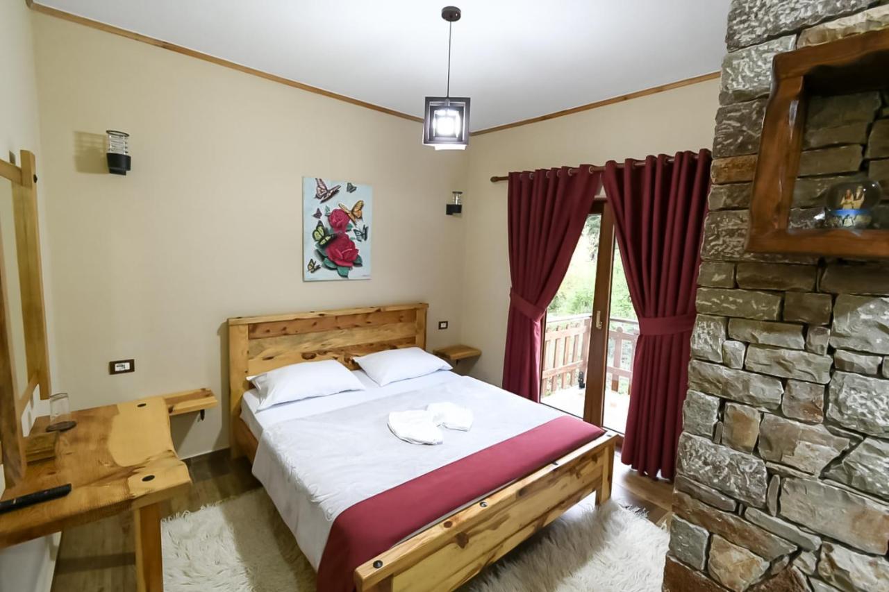 Bed and Breakfast Bujtina Shkodrani Voskopojë Zewnętrze zdjęcie