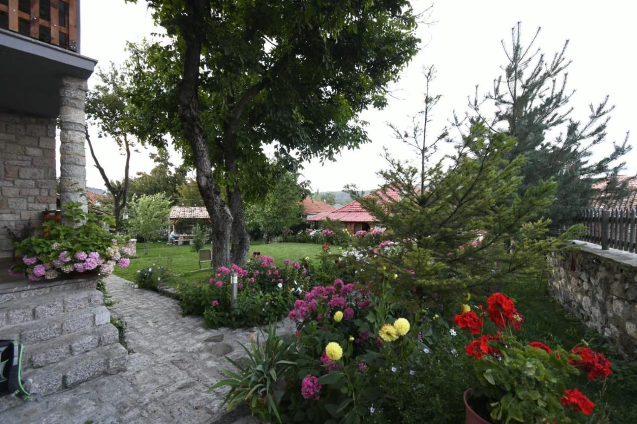 Bed and Breakfast Bujtina Shkodrani Voskopojë Zewnętrze zdjęcie